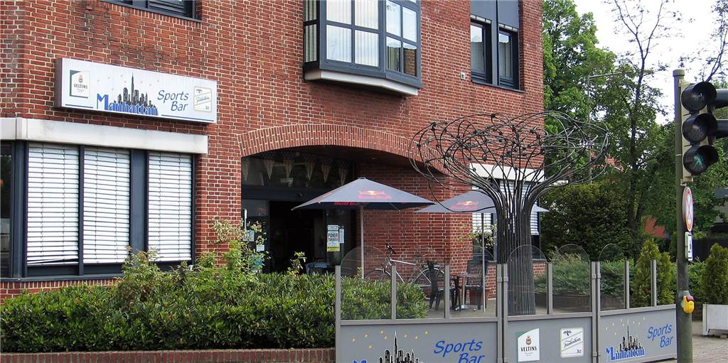 Weniger Platz, mehr Abstand: Erste Kneipen öffnen wieder in Lünen Die "Manhatten Sportsbar" an der Moltkestraße hat ab Dienstag (12.5.) wieder geöffnet, aber mit geringerem Angebot.