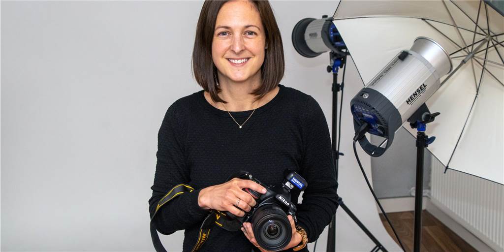 Sarah Brundu vom Fotostudio Brundu in Nienborg ist über das Entgegenkommen des Landes sehr erfreut.