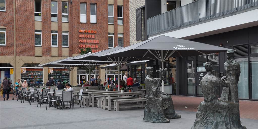 Mehr Tische: Lünen will Gastronomie in der Corona-Krise helfen Rund 50.000 Euro zahlen Restaurants und Cafés in Lünen jährlich an Gebühren für die Außengastronomie an die Stadt.