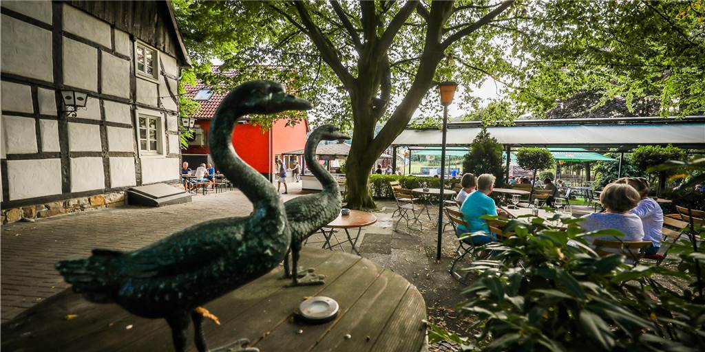 Dortmunder Biergärten zum Vatertag: „Das wird gut, aber mit Abstrichen“ Der Biergarten bei „Tante Amanda“ in Westerfilde: Hier ist das Einhalten der Abstände am Vatertag unerlässlich.