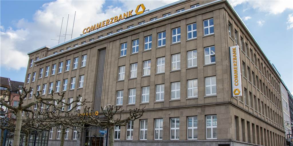 Bombendrohung in der City: 25-Jährige sorgte wohl für weiteren Einsatz Bombendrohung in der City: 25-Jährige sorgte wohl für weiteren Einsatz