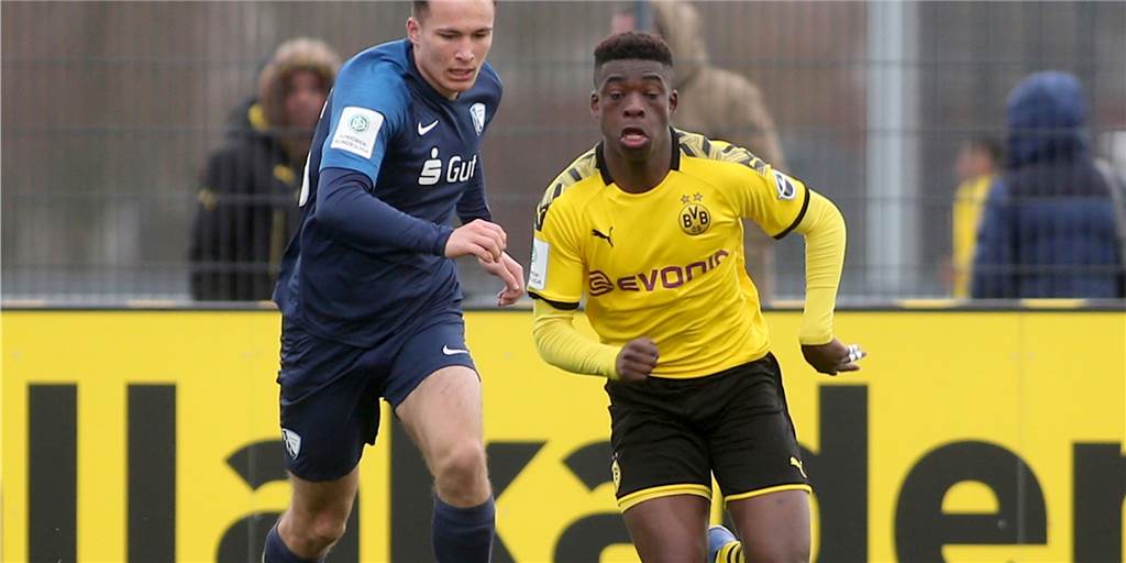 BVB zieht zwei vielversprechende Nachwuchstalente vorzeitig in die U19 BVB zieht zwei vielversprechende Nachwuchstalente vorzeitig in die U19