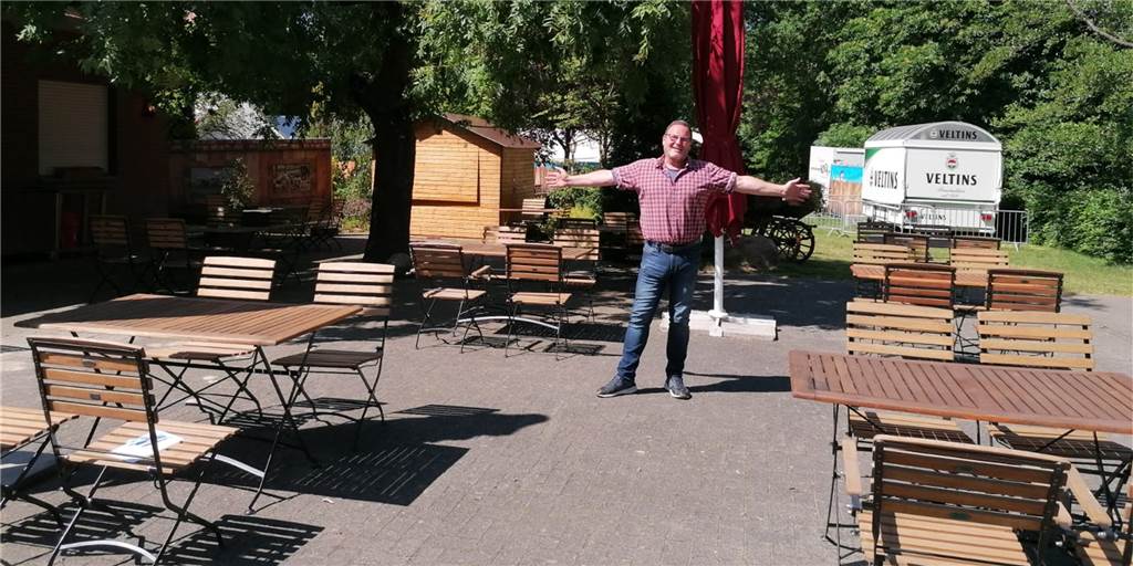 Michael Schaedel und seine Düstermühle kämpfen mit der Angst vor Corona Michael Schaedel hat ganz viel Platz geschaffen. Jetzt müssen nur noch die Gäste kommen.