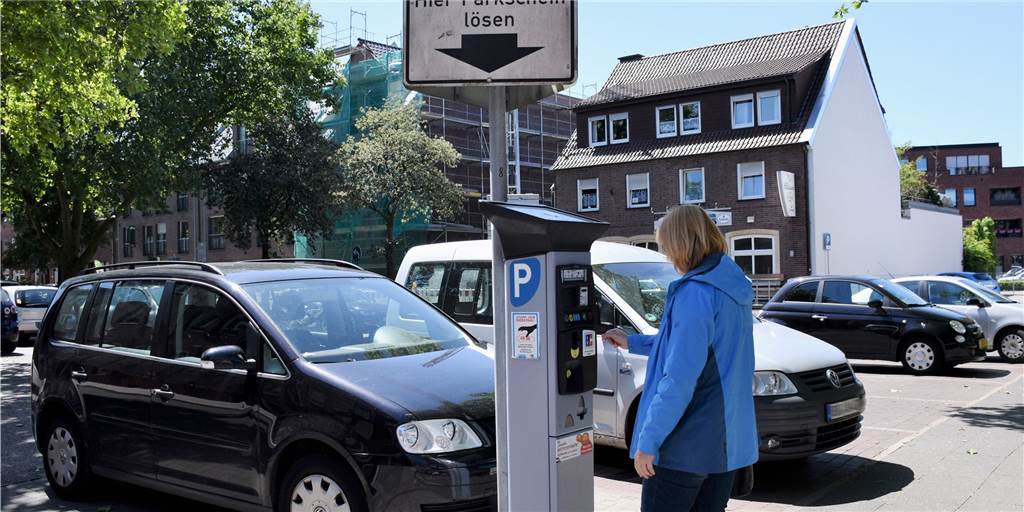 Keine Corona-Ausnahme: Parkgebühren in der City werden weiter fällig In der Ahauser Innenstadt werden weiter Parkgebühren fällig. Einen befristeten Verzicht, wie von der CDU-Fraktion beantragt, wird es nicht geben.