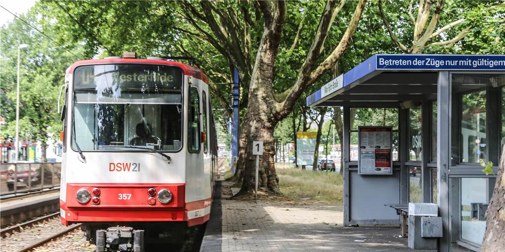 Pläne für neue Ampel auf der B1 bei Umbau der Stadtbahn-Haltestellen Pläne für neue Ampel auf der B1 bei Umbau der Stadtbahn-Haltestellen