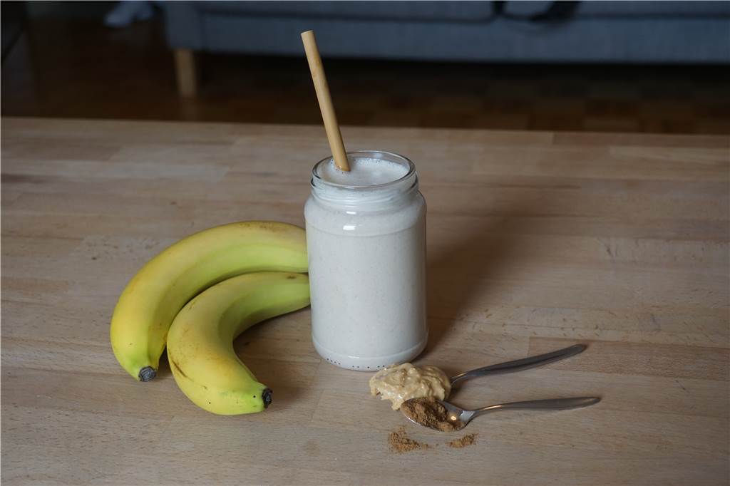 Einfach, lecker, gesund: Acht Smoothie-Rezepte zum Selbermachen Einfach, lecker, gesund: Acht Smoothie-Rezepte zum Selbermachen