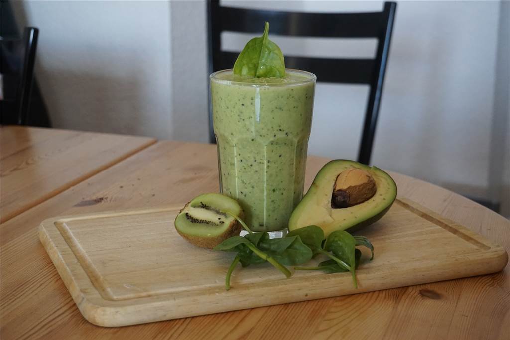 Einfach, lecker, gesund: Acht Smoothie-Rezepte zum Selbermachen Einfach, lecker, gesund: Acht Smoothie-Rezepte zum Selbermachen
