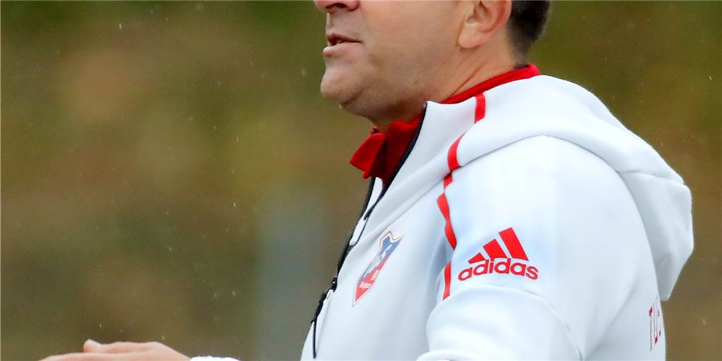 Steigt der TuS Bövinghausen doch noch auf? - „Die Hoffnung ist da“ Bövinghausens Vorsitzender Ajan Dzaferoski glaubt noch immer an einen Aufstieg in die Westfalenliga.