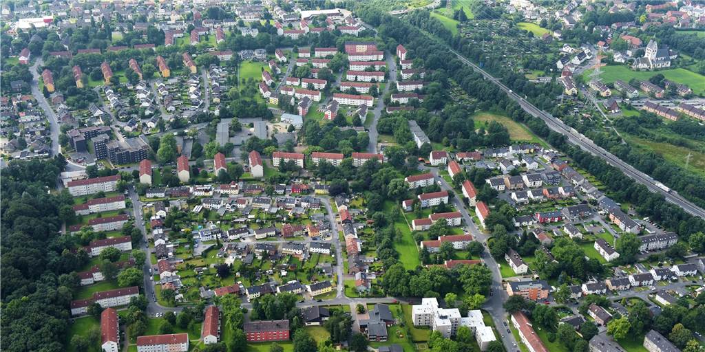 Neue Details: Kinder am Eiswagen mussten Messerattacke mit ansehen Bei einem Messerangriff im Jungferntal wurde eine zweifache Mutter (27) aus Dortmund schwer verletzt.