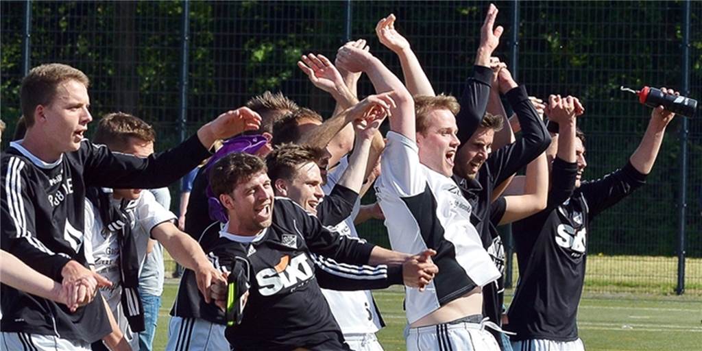 Vor 5 Jahren: VfB Lünen hadert lange mit SVP-Ersatzkeeper (41) - und steigt auf Vor 5 Jahren: VfB Lünen hadert lange mit SVP-Ersatzkeeper (41) - und steigt auf