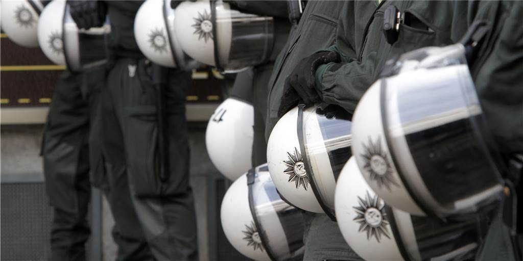 Verfahren gegen Polizisten werden in Dortmund fast immer eingestellt Verfahren gegen Polizisten werden in Dortmund fast immer eingestellt
