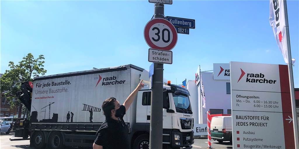 Blitzer-Ärger in Tempo-30-Zone: Autofahrer wehrt sich Der geblitzte Autofahrer bemängelt nicht nur die Anbringung des Tempo-30-Schildes. Er konfrontiert die Stadt mit zahlreichen Kritikpunkten zur Geschwindigkeitsmessung.