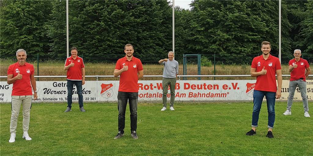 Rot-Weiß Deuten nimmt den Aufstieg an RW Deuten nimmt Westfalenliga-Aufstieg an