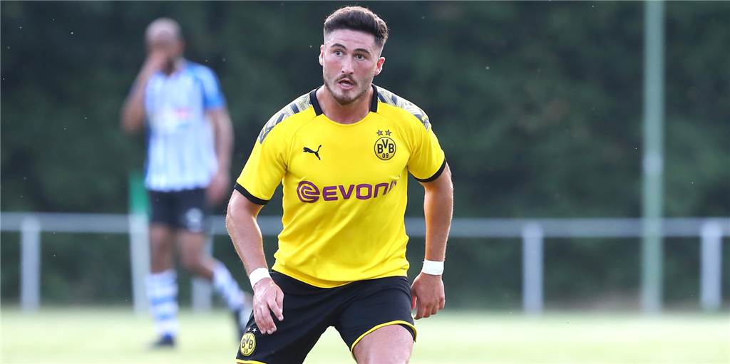 Arif Et überrascht mit Wechsel von der Regionalliga in die Landesliga Arif Et machte nur wenige Spiele im Trikot des BVB II.