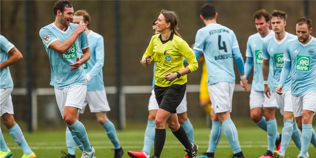 Bei den Fußballern reifen schon Matchträume - aber der FLVW bremst noch Für den ASC 09 steht noch das Kreispokal-Halbfinale aus.