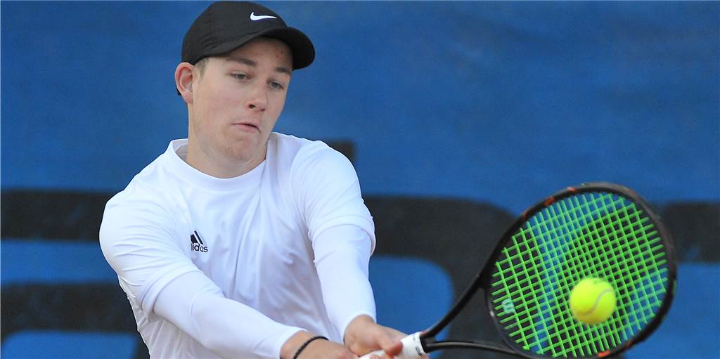 Tennis Übergangssaison startet – Sobbe-Auftakt in niedrigerer Liga Luca Matteo Sobbe schlägt zum Auftakt der Corona-Übergangssaison nicht in der Westfalenliga auf.
