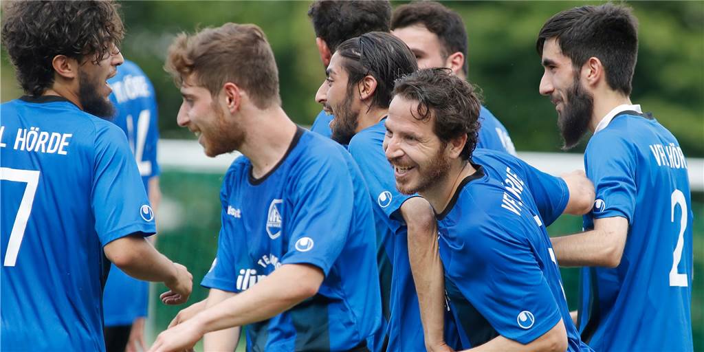 Überraschung in Dortmunds Kreisligen: Fünf weitere Teams steigen auf Der VFL Hörde konnte schon vor Wochen seinen Aufstieg in die Kreisliga A feiern.
