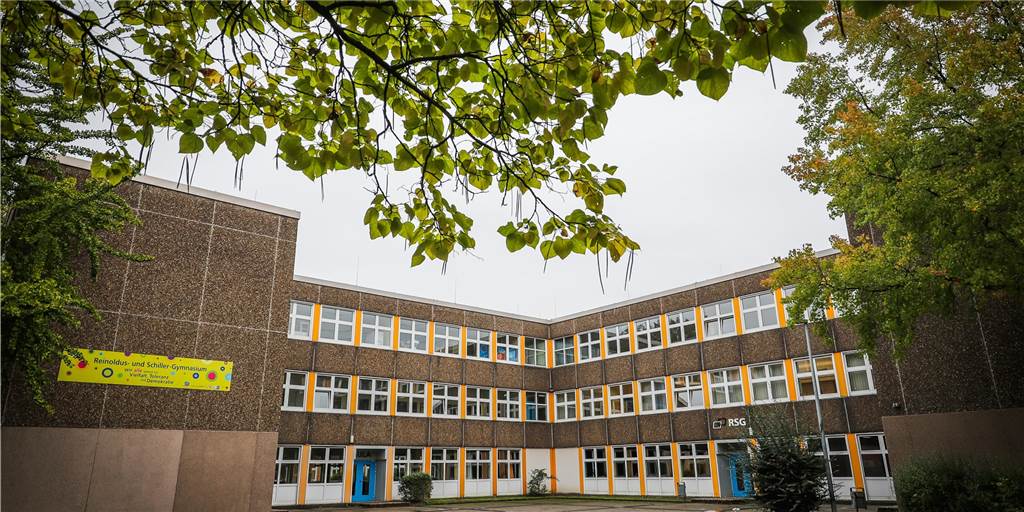 Corona-Verdacht an Dortmunder Gymnasium: Eine Klasse bleibt zu Hause Ein Corona-Verdachtsfall sorgte für den Unterrichtsausfall einer ganzen Klasse.