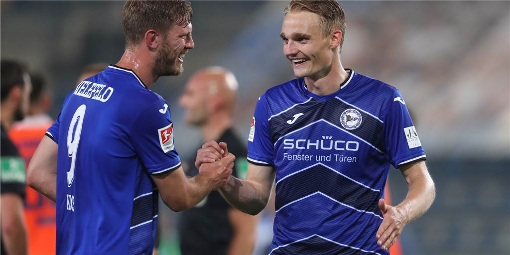 Zweitliga-Meister! Die Titelsammlung des Nordkircheners Amos Pieper wächst Zweitliga-Meister! Die Titelsammlung des Nordkircheners Amos Pieper wächst