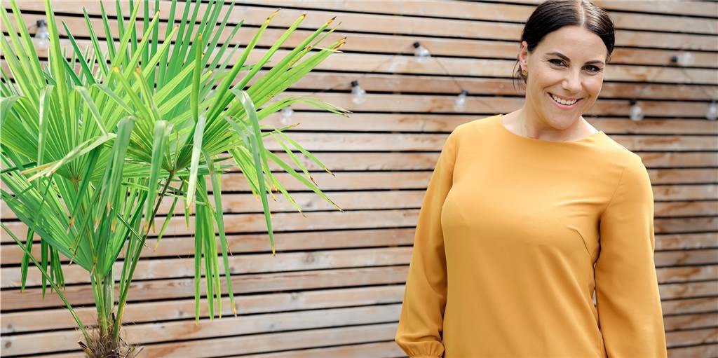 So hat Corona das Leben von Ina Colada auf den Kopf gestellt Seit über zehn Jahren ist die Kirchhellenerin Inga Riegel alias Ina Colada als Partysängerin erfolgreich.
