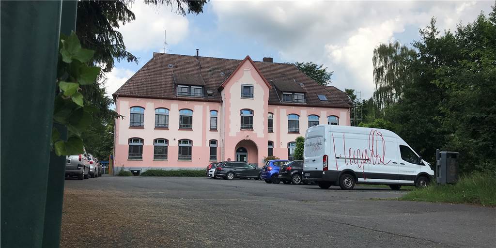 Corona-Fall an Dortmunder Förderschule: Eine Klasse ist in Quarantäne Die Wilhelm-Rein-Schule in Oestrich ist eine Förderschule mit dem Förderschwerpunkt Lernen. Am Donnerstag wurde eine Schülerin der Schule positiv auf das Coronavirus getestet.