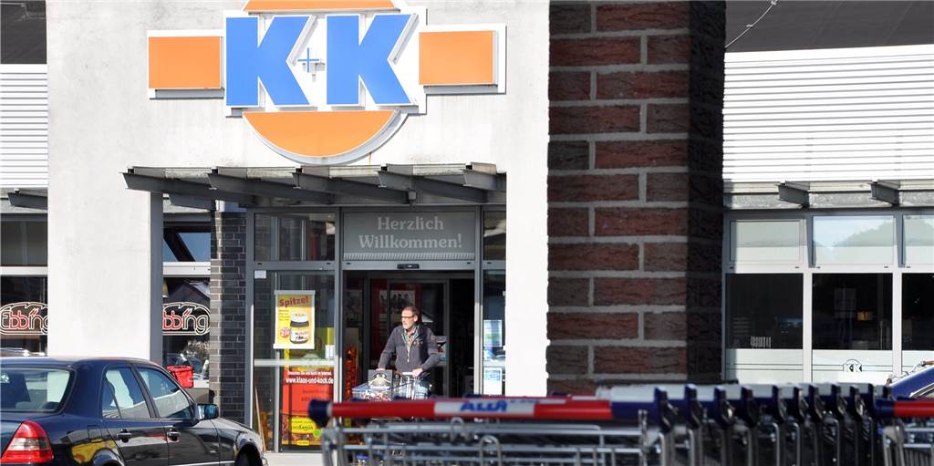 Schlechte Nachrichten für Aldi und K+K: Nur einer darf erweitern Aldi und K+K am Standort Up de Hacke wollen schon lange erweitern. Nun steht fest: Nur für einen der beiden wird dieser Wunsch wohl in Erfüllung gehen.