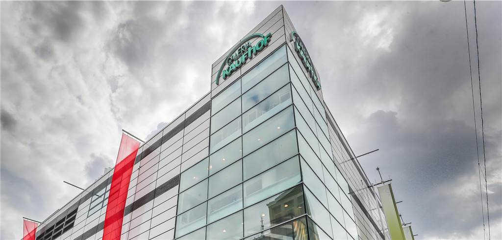 Kahlschlag: Karstadt-Haupthaus und Kaufhof auf der Streichliste Dunkle Wolken über Galeria Kaufhof und Karstadt. Der Handelsriese will seine beiden Häuser am Westenhellweg schließen.