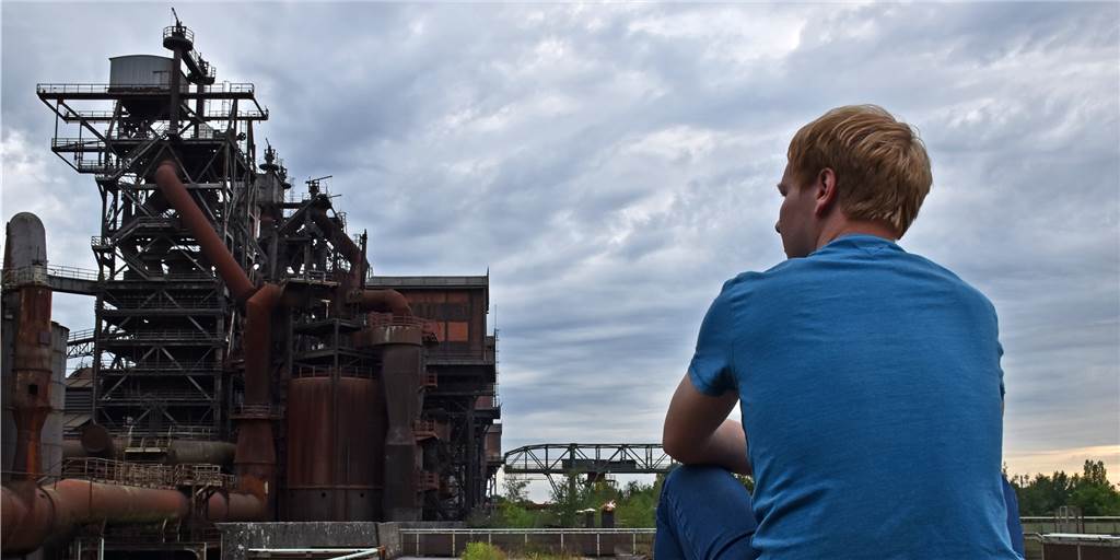 Landschaftspark Nord in Duisburg: Abenteuerspielplatz und Lost Place Kurzurlaub mal anders: Im Landschaftspark Duisburg Nord erwartet die Besucher ein vielfältiges Angebot. Von Naherholung vor grandioser Industriekulisse über Familienspaß bis Action.