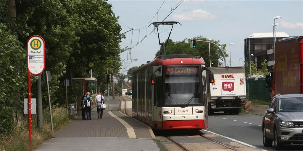 Ausbau beginnt: U 43 fährt 2022 zwischen Brackel und Asseln zweigleisig Diese Situation - hier an der Haltestelle Dörinhoff - soll bald der Vergangenheit angehören: Der zweigleisige Ausbau der Stadtbahngleise zwischen Brackel und Asseln hat begonnen