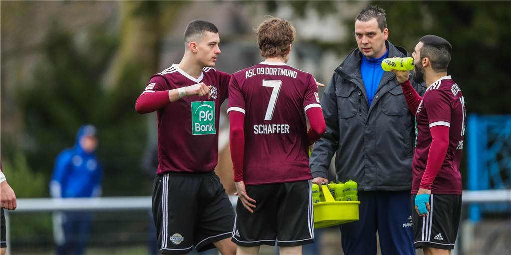 Dortmunder Oberliga-Spieler muss seine Karriere vorzeitig beenden Dortmunder Oberliga-Spieler muss seine Karriere vorzeitig beenden