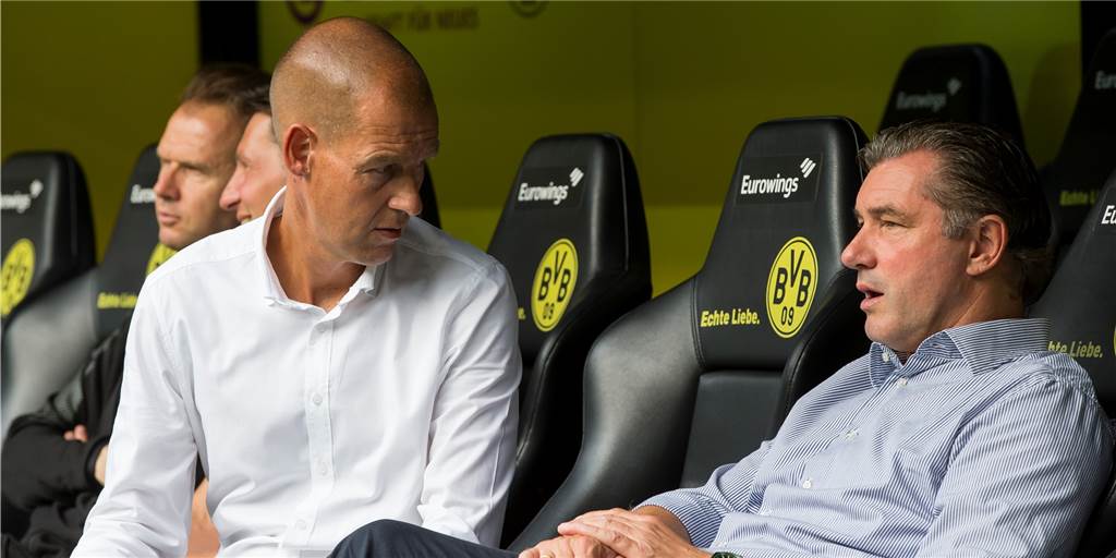 Frauenfußball beim BVB? Geschäftsführer Carsten Cramer äußert sich Frauenfußball beim BVB? Geschäftsführer Carsten Cramer äußert sich