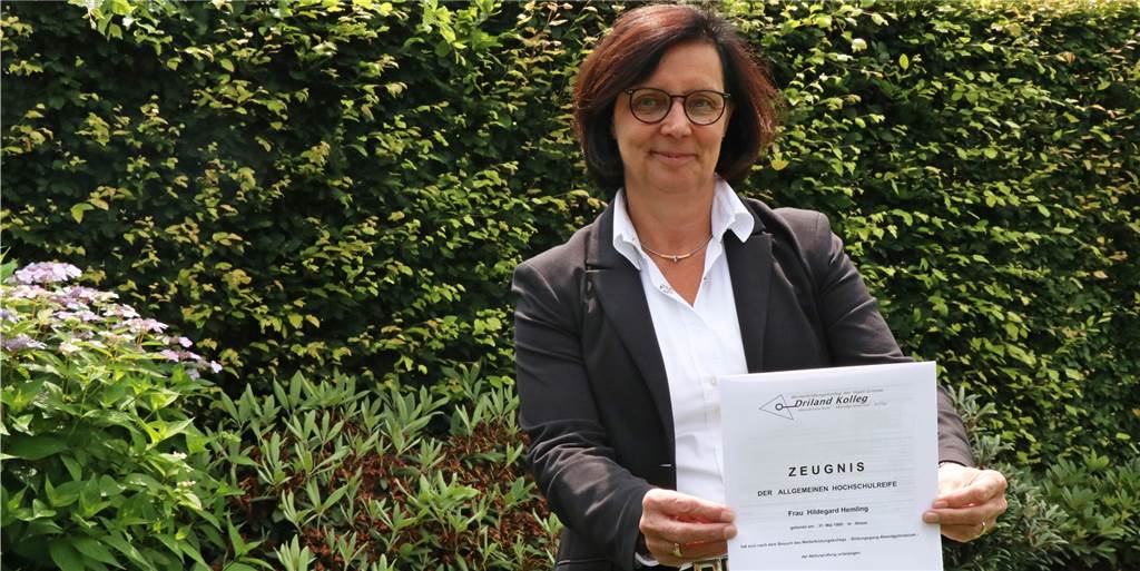 Hildegard Hemling hat mit 60 Abitur gemacht – und kann es nur empfehlen Hildegard Hemling hat ihr Abitur gemacht. Die 60-Jährige war mit einem Notendurchschnitt von 1,2 die Beste im Abiturjahrgang des Driland-Kollegs.