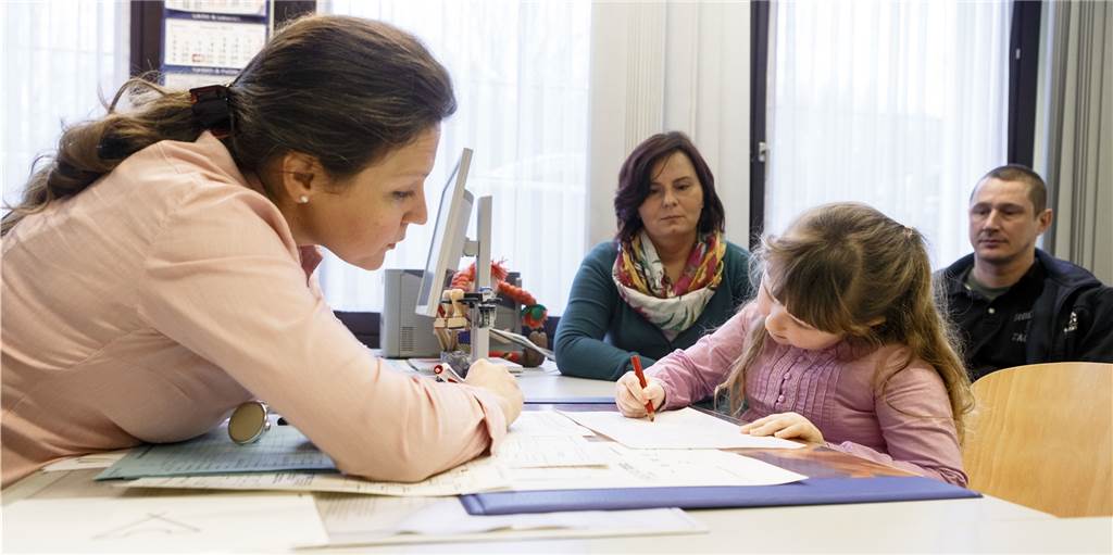 Mehr als 1000 Kinder gehen ohne wichtige Untersuchung zur Schule Mehr als 1000 Kinder gehen ohne wichtige Untersuchung zur Schule