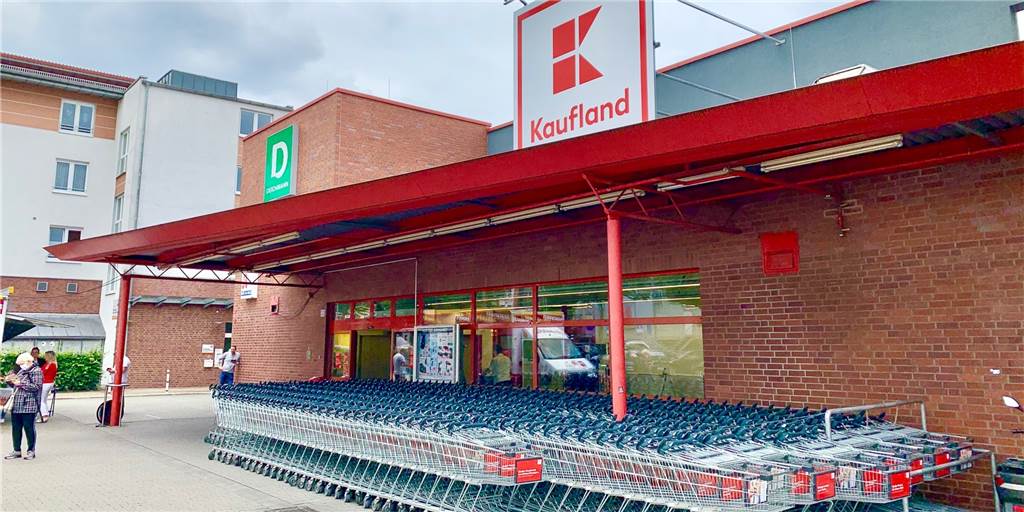 Rolle rückwärts im Kaufland: Kunden dürfen Tiefkühlabteilung wieder betreten Rolle rückwärts im Kaufland: Kunden dürfen Tiefkühlabteilung wieder betreten