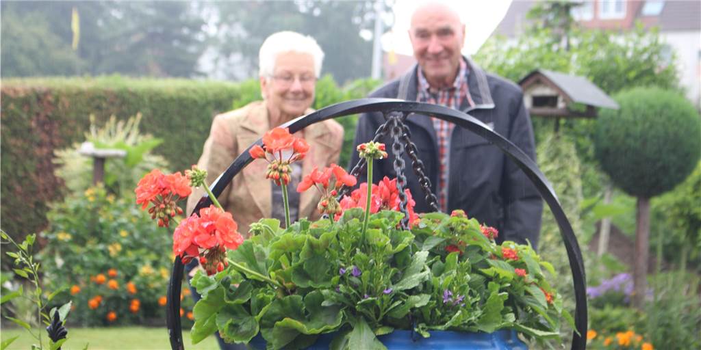 Ein traumhaftes Garten-Idyll – doch im Boden lauern ungebetene Gäste Waltraud und Heinz Schumacher investieren viel Arbeit in ihren Garten und können sich deshalb über ein erholsames Idyll freuen.