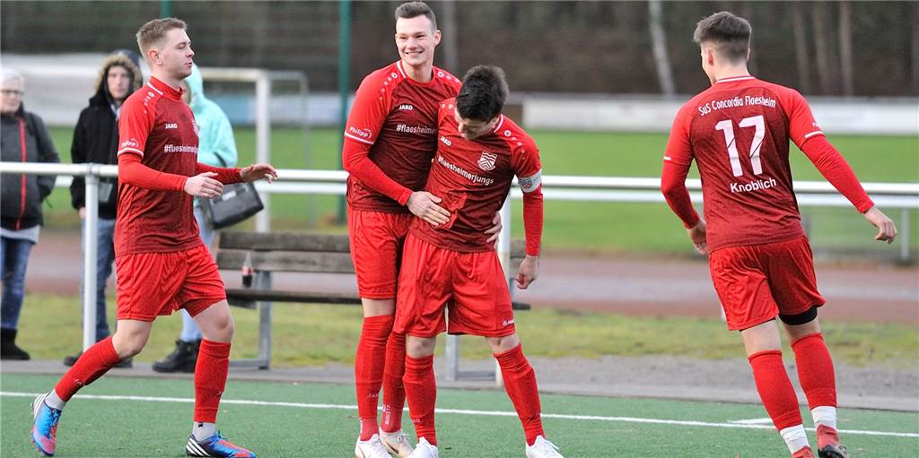 Nur 30 Spieler erlaubt: Kontrolliert die Stadt Testspiele in Haltern? Die Spieler von Concordia Flaesheim haben ihr erstes Testspiel erst im August.
