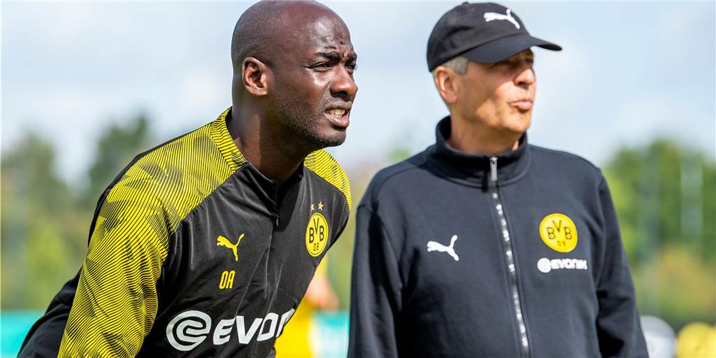 Otto Addos drei Säulen: Wie der BVB Moukoko und Co. zum Profi macht Otto Addos drei Säulen: Wie der BVB Moukoko und Co. zum Profi macht