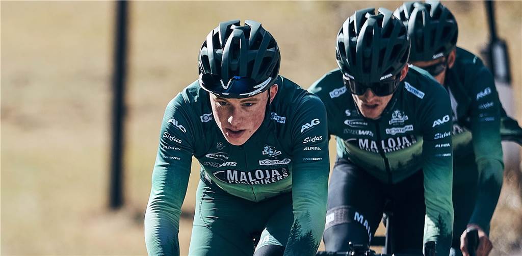 Nach vielen Enttäuschungen durch Rennabsagen hofft Mika Heming (l.), in diesem Jahr noch einmal das Trikot seiner neuen Mannschaft Maloja Pushbikers überstreifen zu können. Hoffnung machen aktuell neue Wettkampf-Formate.