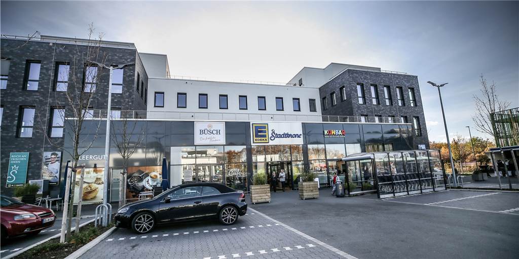 Stadtkrone Ost: 30 Euro Strafe für zu langsames Einkaufen mit Rollator Die Parkzeit am Edeka Stadtkrone ist auf 75 Minuten begrenzt.