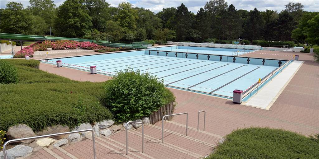 Einlass-Stopp im Freibad Cappenberger See am heißesten Tag in Lünen Am 29. Juni hat das Freibad Cappenberger See wieder geöffnet: Da war noch nicht so viel los. Am heißesten Tag des Jahres sieht das anders aus: Da gibt es jetzt einen Aufnahmestopp.
