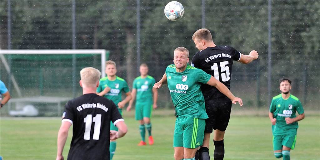 Lippramsdorf führt schon zur Halbzeit deutlich - Neuzugang trifft doppelt Der SV Lippramsdorf hat gegen Landesligist Viktoria Heiden ein starkes Spiel abgeliefert.