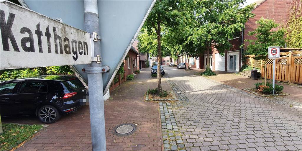 Polizei hebt große Drogenplantage im Heeker Katthagen aus Im Katthagen in Heek wurde eine Drogenplantage ausgehoben.