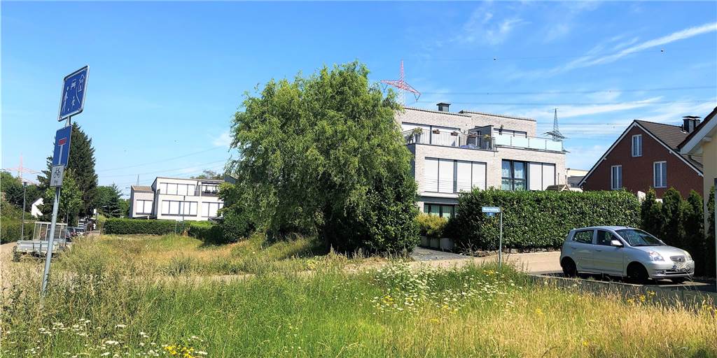 Seit Jahren wird hier nicht mehr gebaut. Noch immer fehlt ein gültiger Bebauungsplan für das Neubaugebiet.