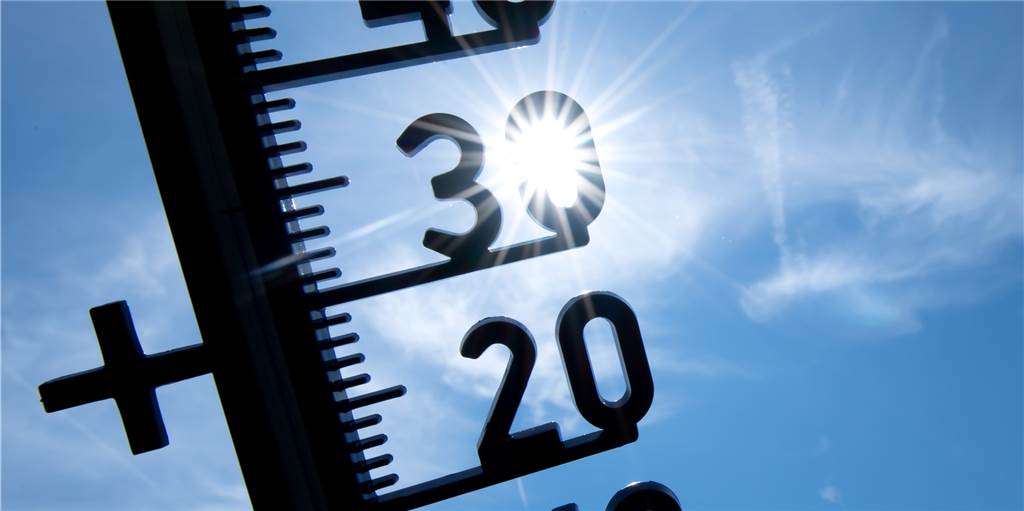 Zwei Schulen in Schwerte starten mit Hitzefrei ins neue Schuljahr Die Sonne knallt, die Temperaturen steigen über 30 Grad. Das hat Auswirkungen an den Schulen.