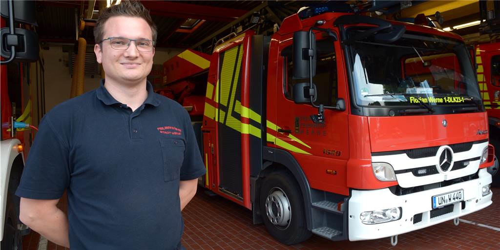 Feuerwehrmann Björn Spatzier (30) ist Lebensgefahr nicht fremd Björn Spatzier (30) ist bei der Freiwilligen Feuerwehr in Werne tätig.