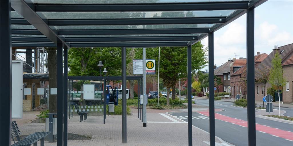 Das Warten hat ein Ende - neuer Express-Bus von Olfen nach Münster startet Der neue Mobilpunkt an der Stadthalle ist die einzige Olfener Haltestelle für den neuen Express Bus. Ab Montag, 17. August können Pendler das neue Angebot nutzen.