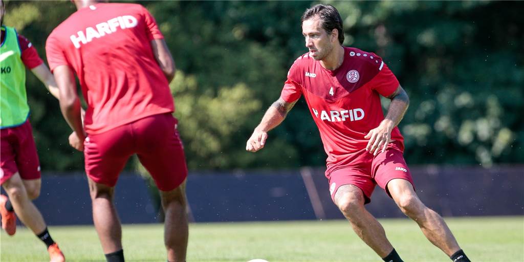 Felix Backszat im Exklusiv-Interview: Deshalb wechselte er zu Rot-Weiss Essen Felix Backszat im Exklusiv-Interview: Deshalb wechselte er zu Rot-Weiss Essen