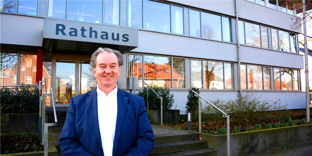 Bürgermeister Christian Vedder lässt Kritik an der Verwaltung nicht stehen Seine Tage im Rathaus sind gezählt: Christian Vedder (55) wird zur Wahl am 13. September nicht mehr antreten. Zur aktuellen Zufriedenheit mit der Verwaltung bezieht er dennoch Stellung.