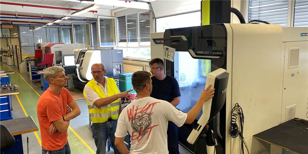 Ausbildung bei Caterpillar in Lünen gesichert: Netzwerk Bang übernimmt Ausbildung bei Caterpillar in Lünen gesichert: Netzwerk Bang übernimmt