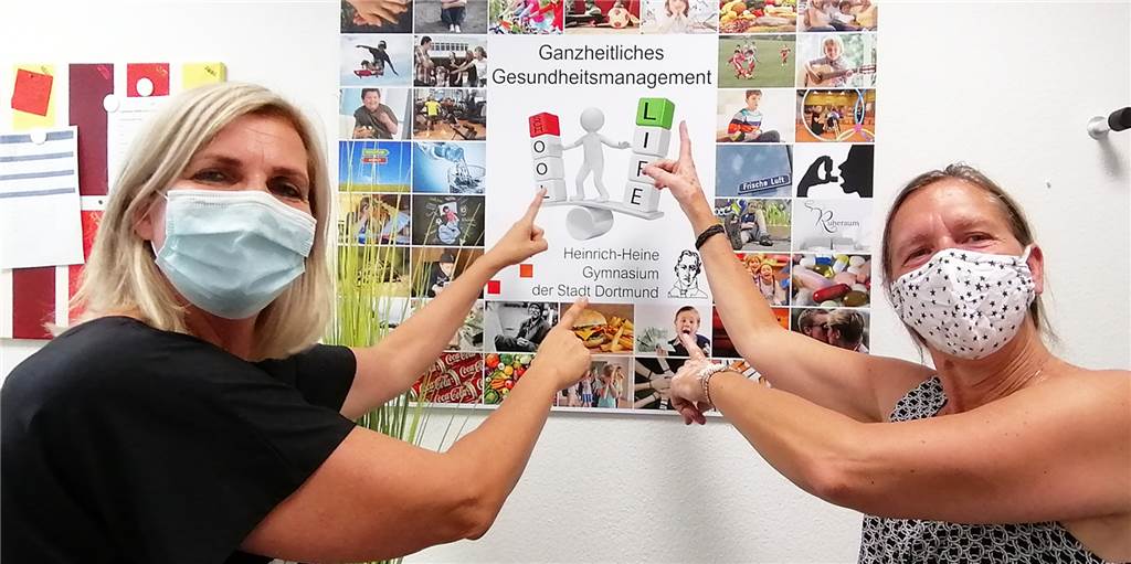 Schulkrankenschwester Silvia Untenberger (l.) und Schulsozialarbeiterin Marita Schielke setzen auf ein ganzheitliches Gesundheitsmanagement am Heinrich-Heine-Gymnasium. 
